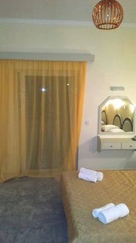 South Coast Hotel Kavos Exterior photo